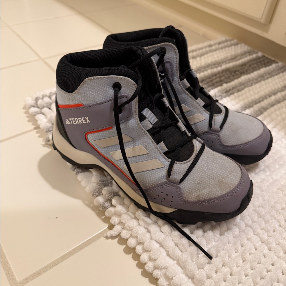 Adidas Lavender and Black Hiking Boots
